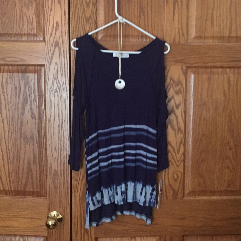 Brand New Adorable Navy blue top
